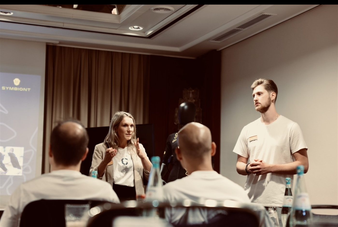 Elora und Christian bei einem Workshop